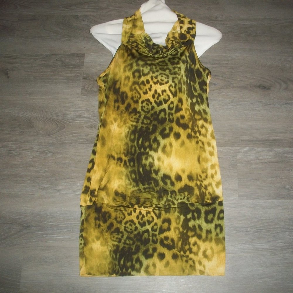 womens tank top.leopard print blouse.racerback.size medium